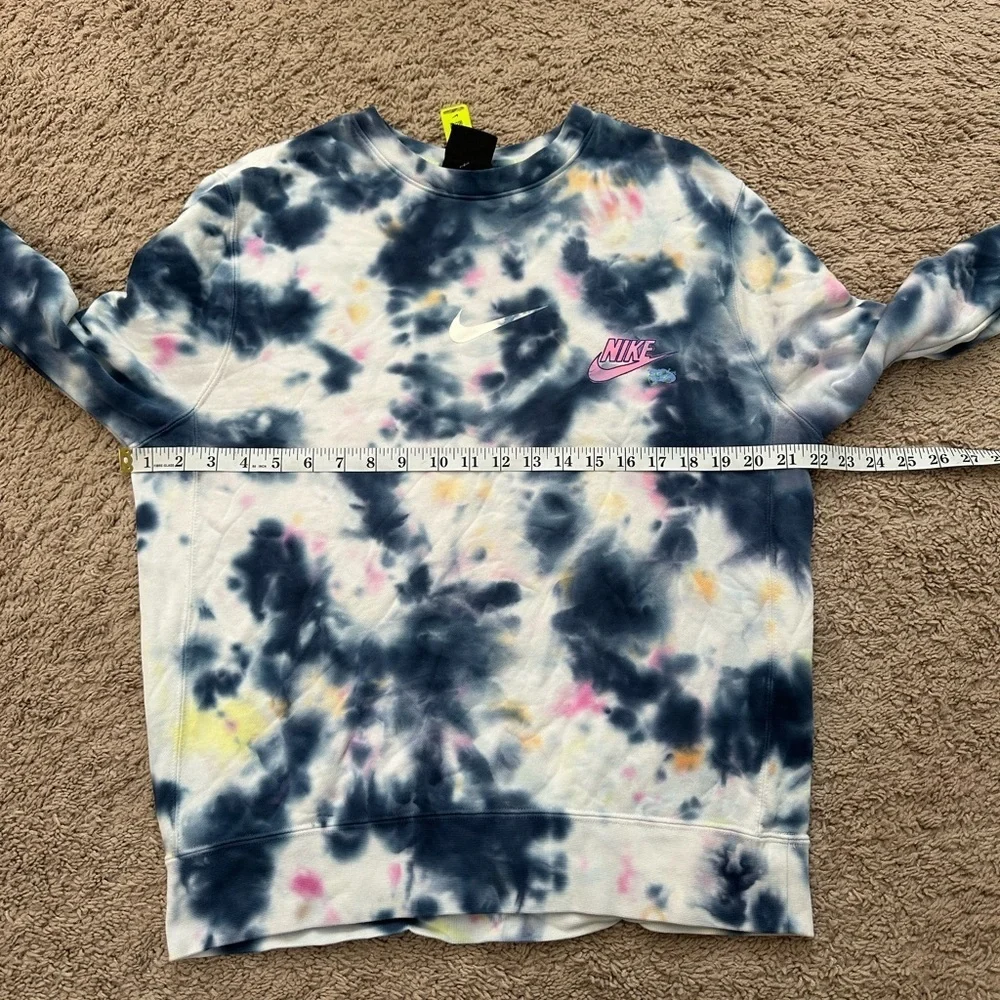 Nike Men’s Small Sweatshirt Sportswear Club Tie-Dye French Terry